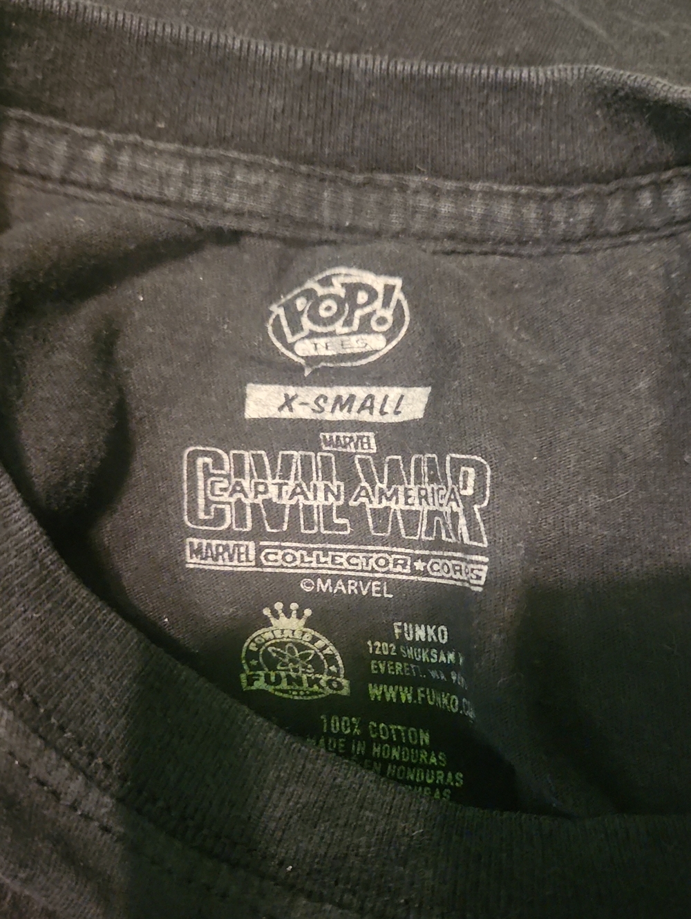 Funko POP! Star Wars Avengers Tees - Picture 3 of 5